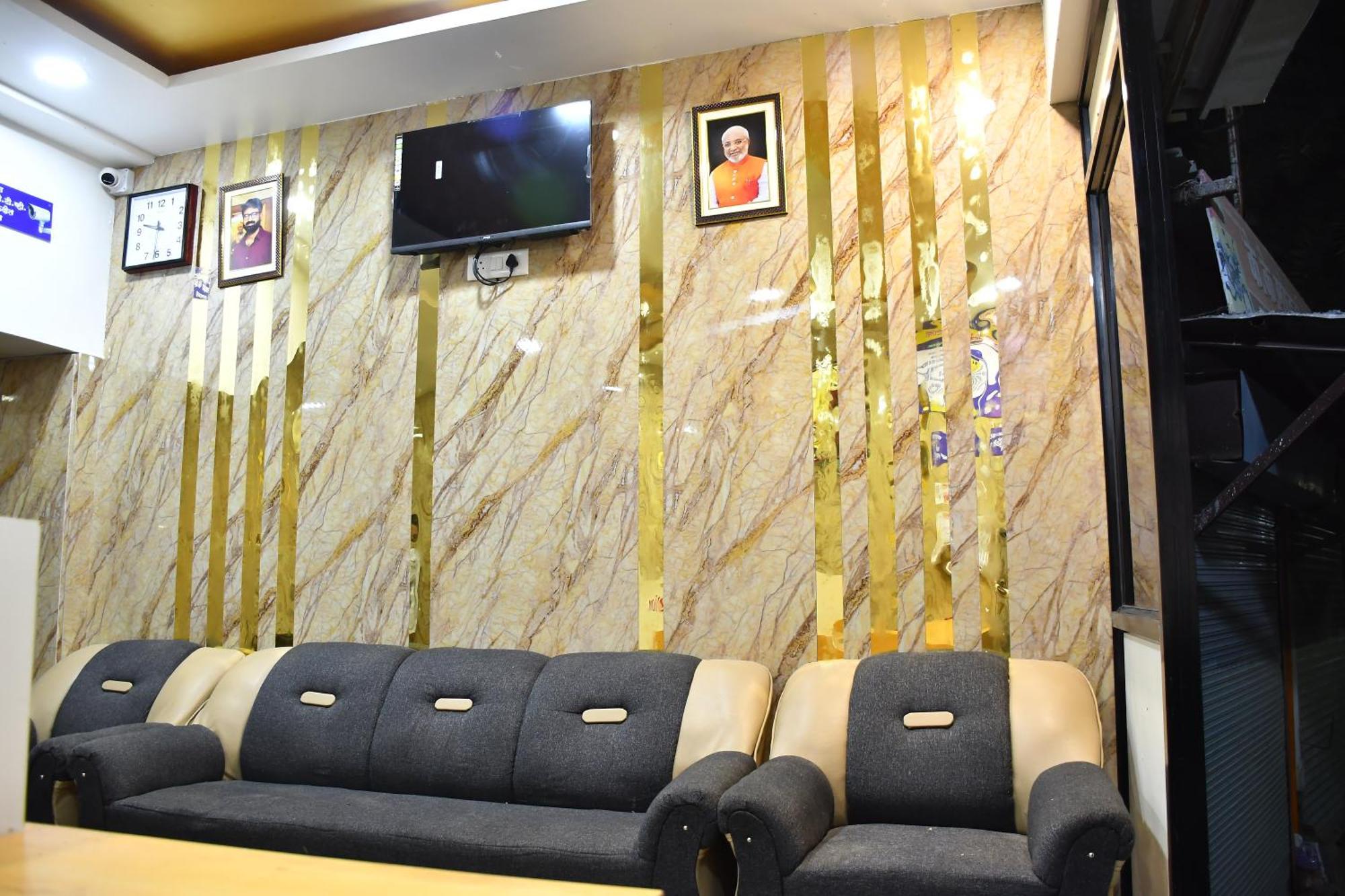 Hotel Kalika Residency Akalkot Dış mekan fotoğraf